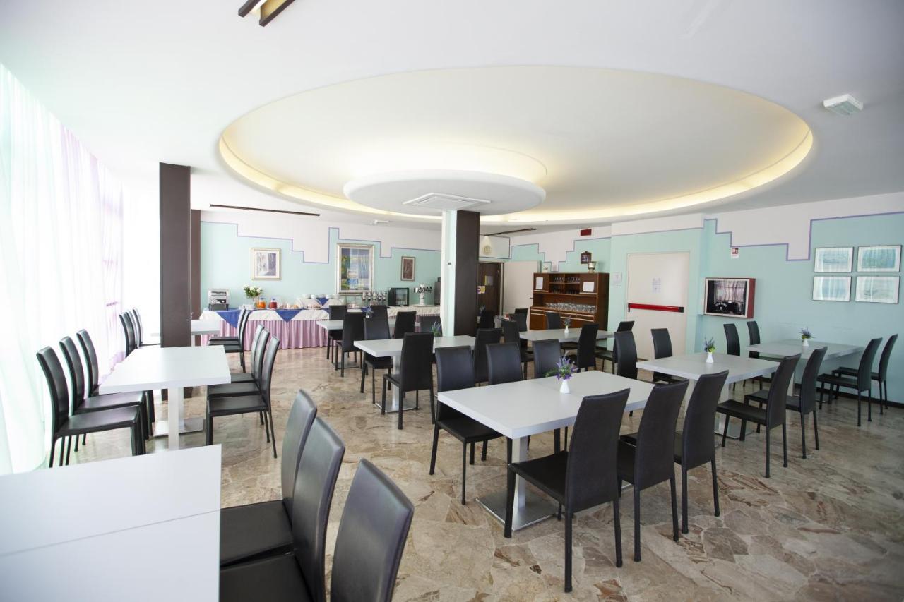 Hotel Mirage Bellaria-Igea Marina Eksteriør billede
