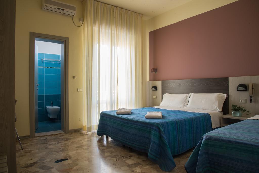 Hotel Mirage Bellaria-Igea Marina Eksteriør billede