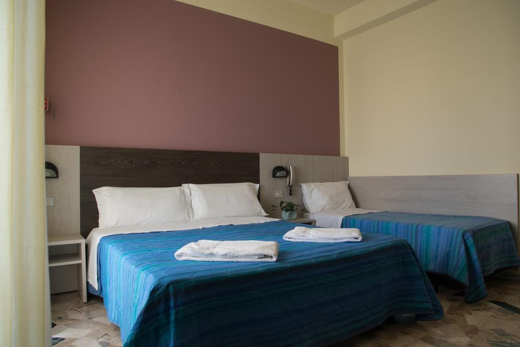 Hotel Mirage Bellaria-Igea Marina Eksteriør billede