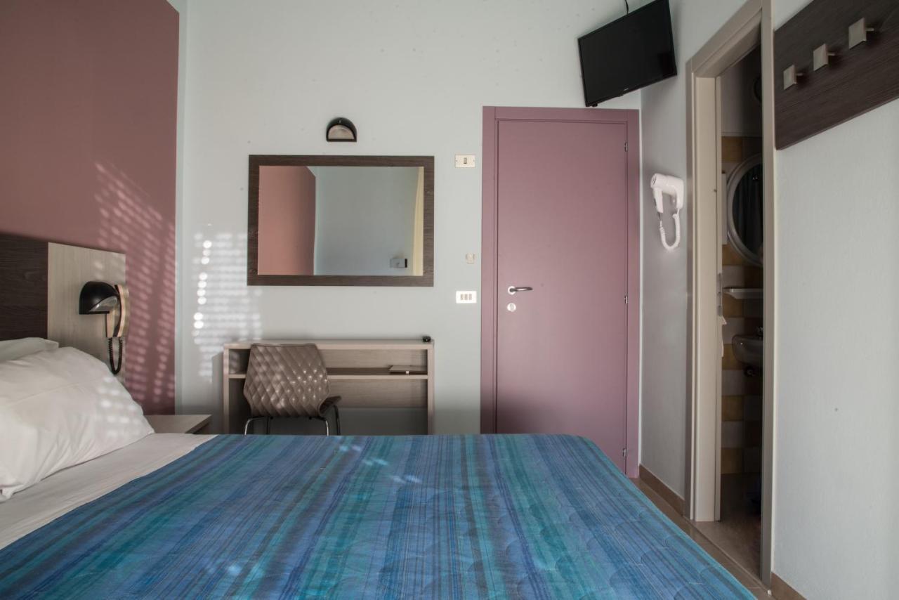 Hotel Mirage Bellaria-Igea Marina Eksteriør billede